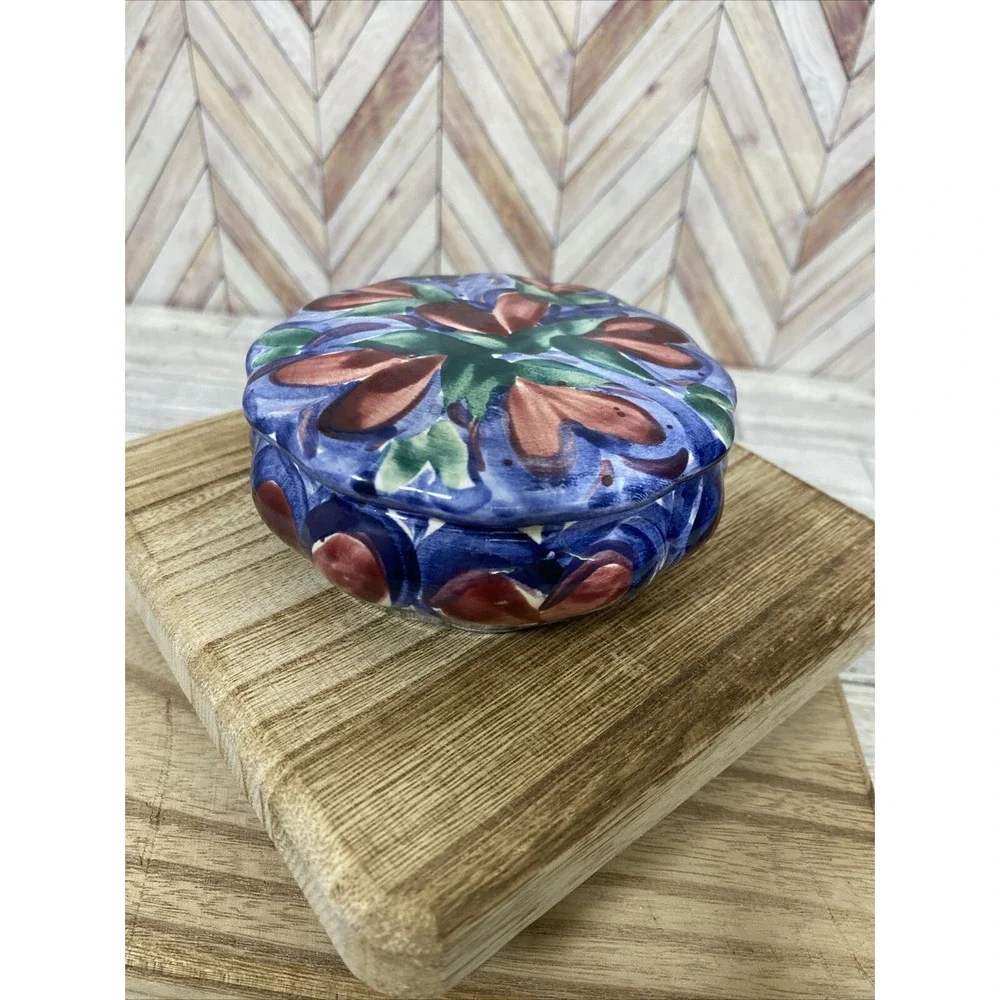 Hand-Painted Glazed Ceramic‎ Blue Trinket Dish with Lid Hearts